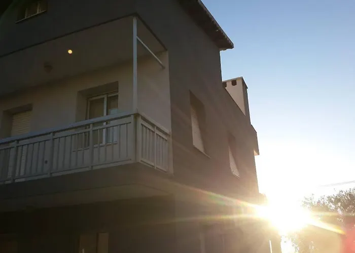 Sunset-denize Sıfır Konumda, Eşyalı Yazlık *