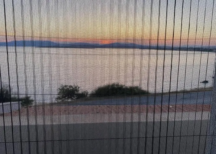 Sunset-denize Sıfır Konumda, Eşyalı Yazlık