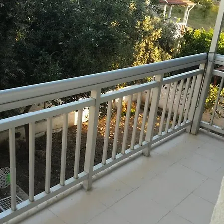 Sunset-denize Sifir Konumda, Esyali Yazlik