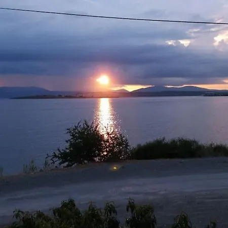 Sunset-denize Sifir Konumda, Esyali Yazlik Apartment *